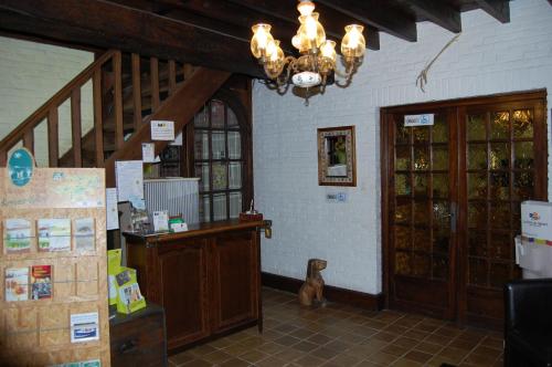 AUBERGE du BORD des EAUX - Demi-pension assurée sur réservation Saint-Amand-les-Eaux france