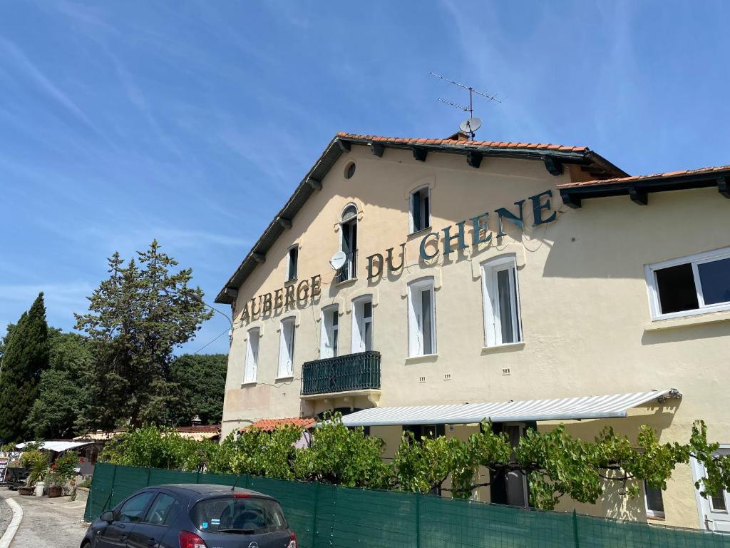 B&B / Chambre d'hôtes Auberge du Chêne Auberge du Chêne Route départementale 618, 66480 Maureillas