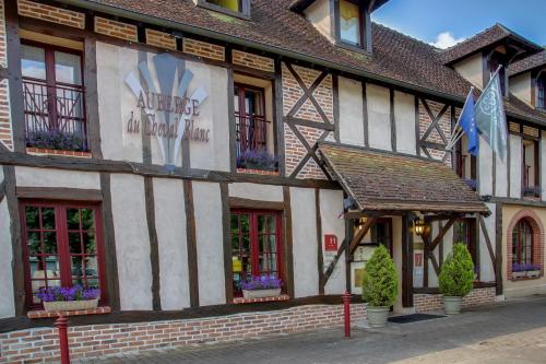 Auberge Du Cheval Blanc - Les Collectionneurs Selles-Saint-Denis france