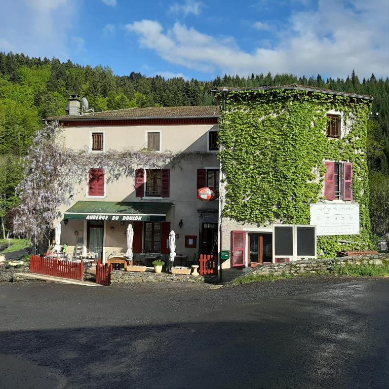 Hôtel Auberge du Doulon Le Bourg, 43440 Saint-Didier-sur-Doulon