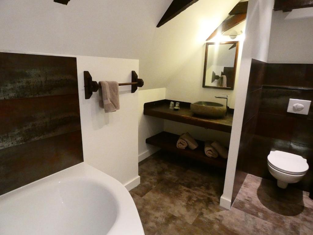 Hôtel Auberge du Lac Mandailles, 12500 Mandailles