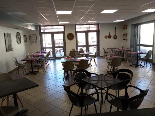 B&B / Chambre d'hôtes Auberge du Marronnier Route de Combret Belmont-sur-Rance