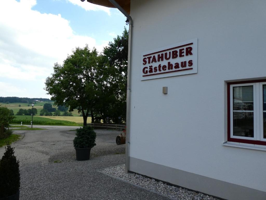 Gästehaus Stahuber Thal 3, 83620 Feldkirchen-Westerham