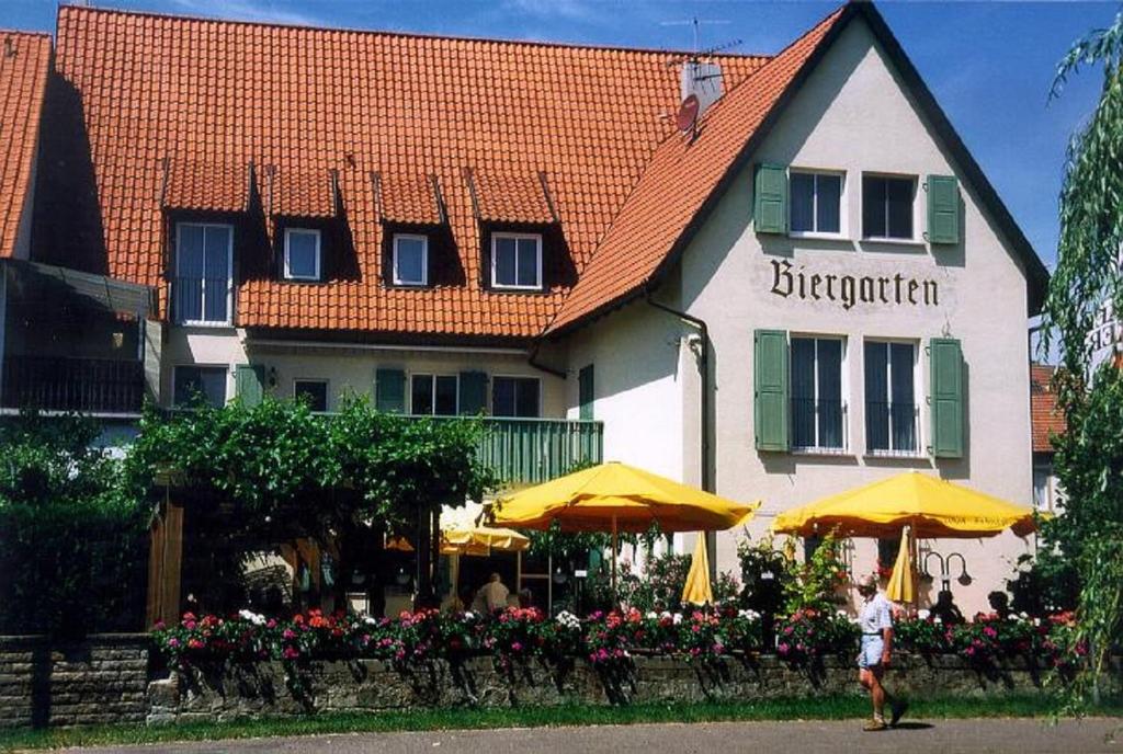 Gästehaus Zehntgraf Zur Mainfähre 2, 97537 Wipfeld