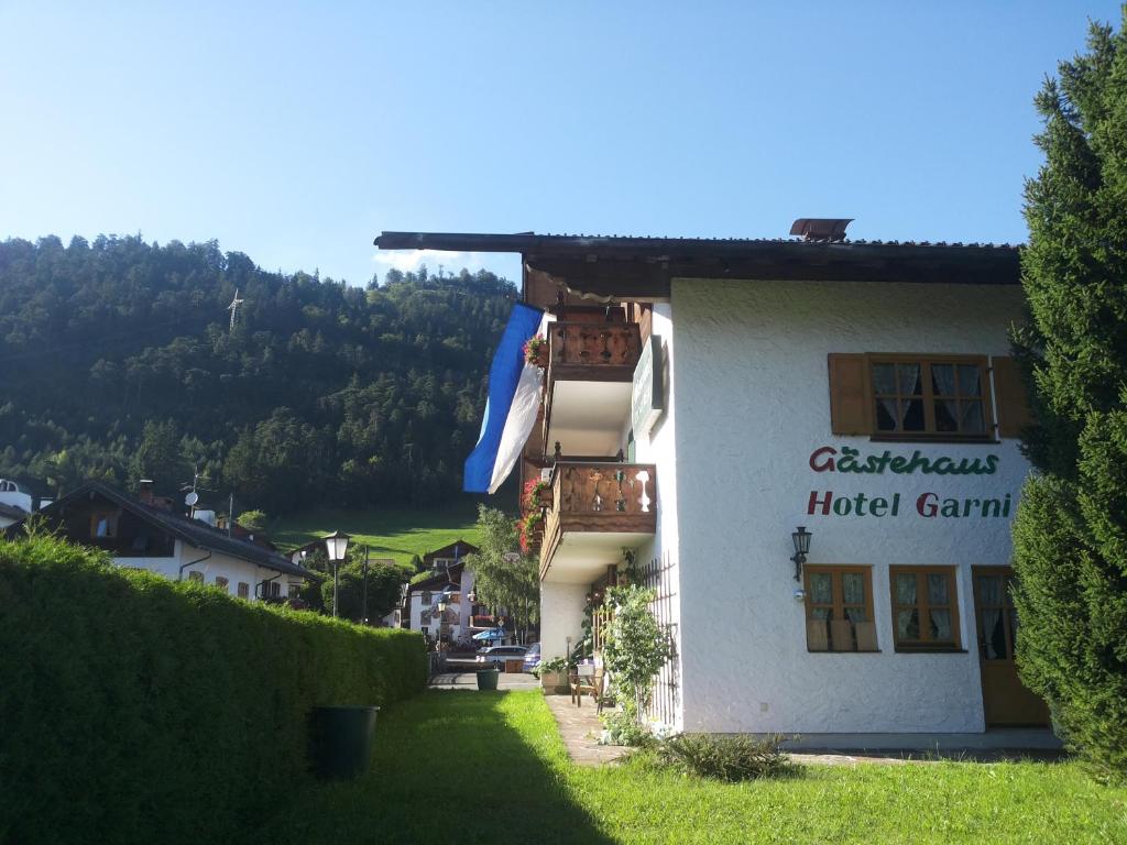 Auberge Gästehaus Zunterer Mittenwalder Str. 3 82499 Wallgau