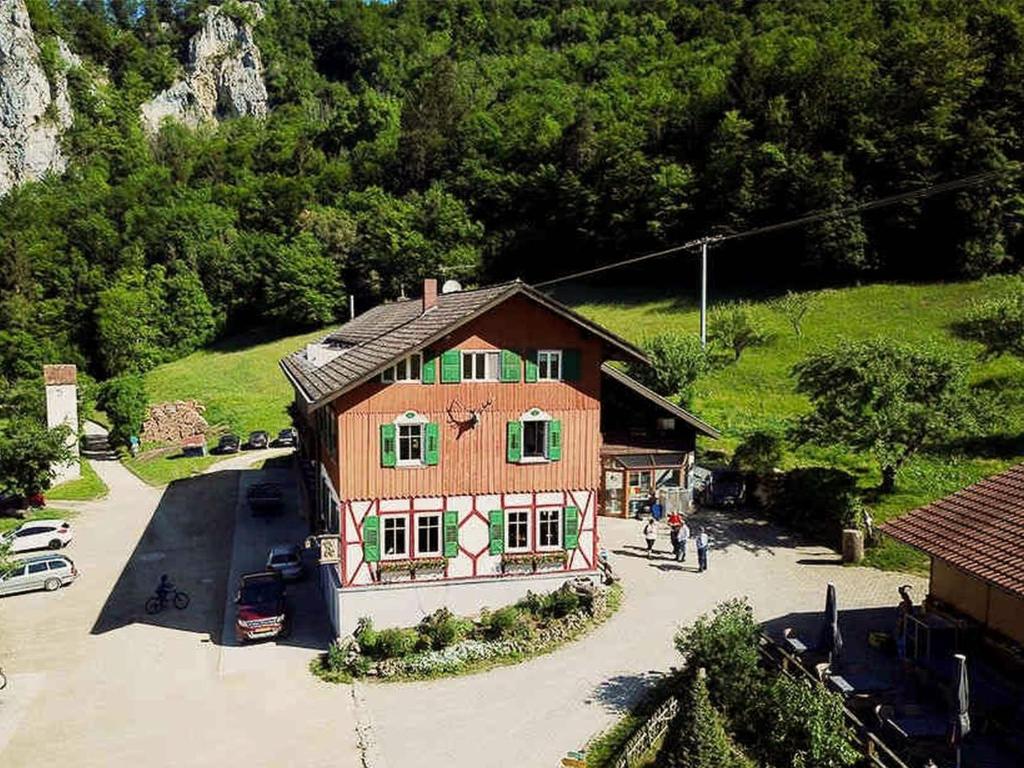 Auberge Gasthaus Jägerhaus Bronnen 7 78567 Fridingen an der Donau