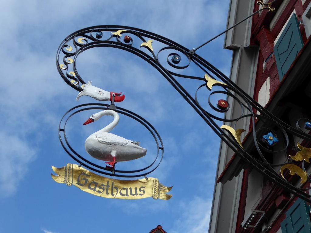 Gasthaus Schwanen Hauptstrasse 28, 72147 Nehren