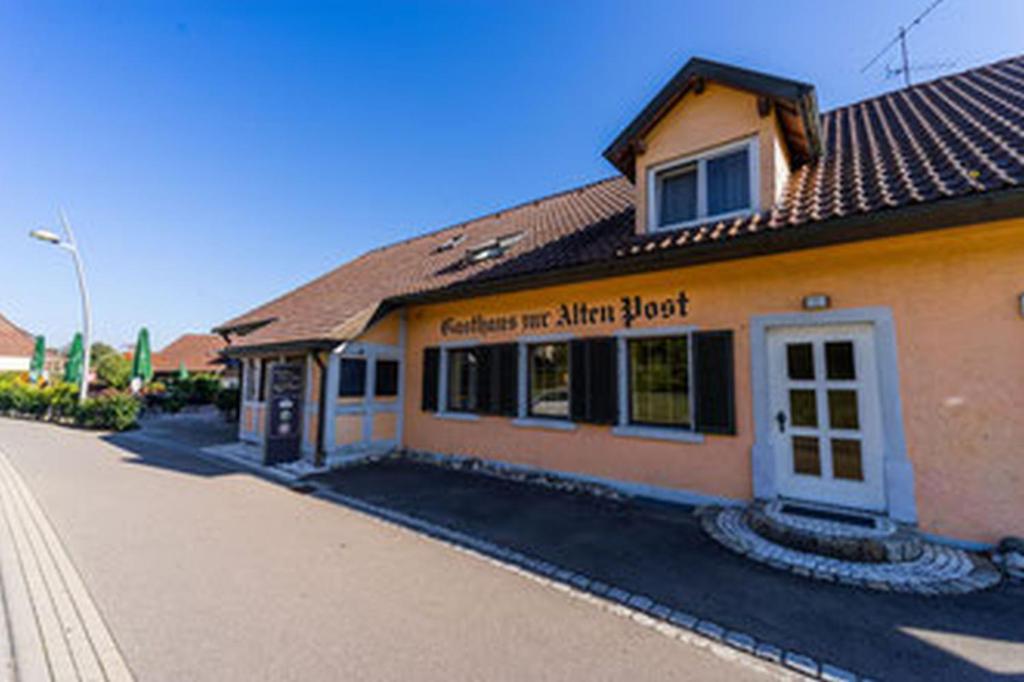 Auberge Gasthaus zur Alten Post 329 Hauptstraße 78343 Hemmenhofen