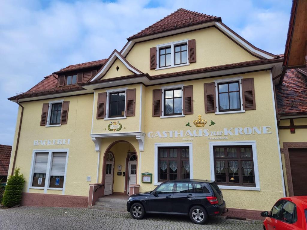 Auberge Gasthaus zur Krone Jakob-Bleyerstr.21 76599 Weisenbach