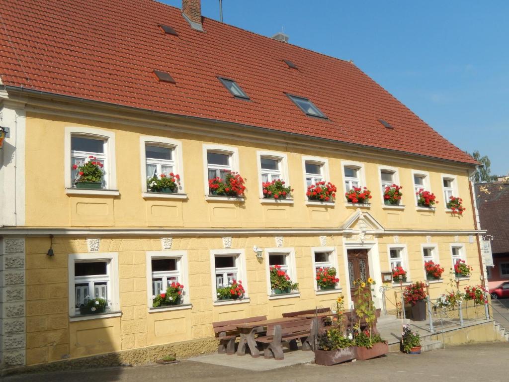 Auberge Gasthof Goldenes Rössle 31 Sinbronn 91550 Dinkelsbühl