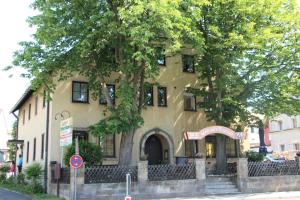 Auberge Gasthof Gruner Baum Bernecker Straße 1 95448 Bayreuth Bavière