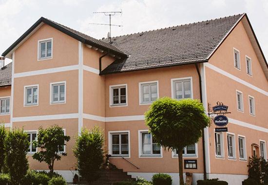 Auberge Gasthof Krone Ochsenfeld Ingolstädter Str. 4 85111 Ochsenfeld