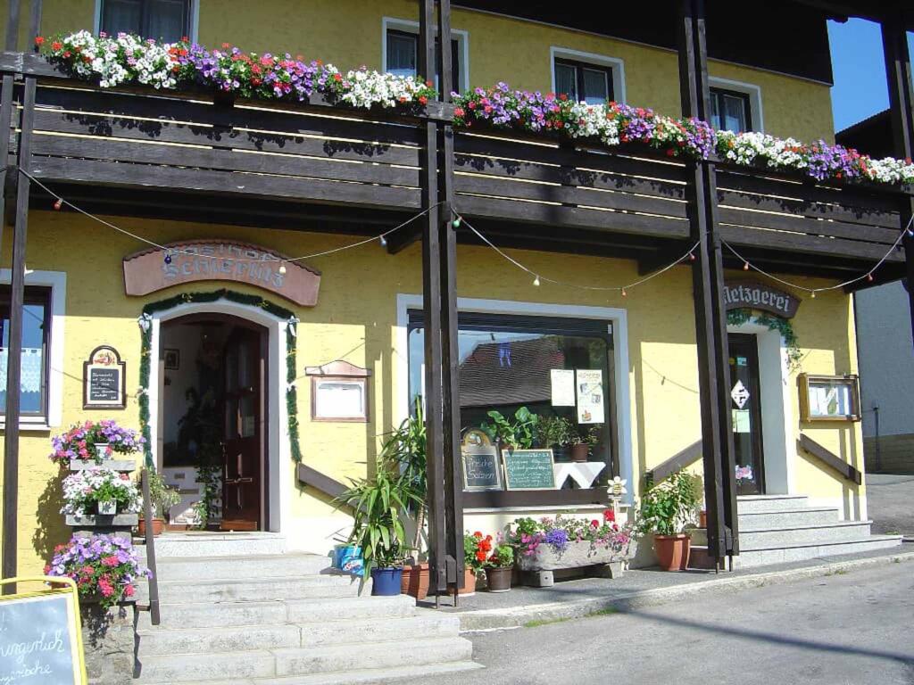 Auberge Gasthof-Metzgerei-Pension Schierlitz 1 Kötztinger Straße 93485 Rimbach