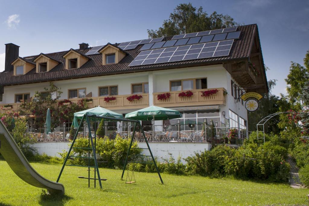 Auberge Gasthof Sonnenheim Weiherstr. 16 83416 Saaldorf