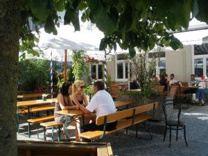 Gasthof zum Hirsch