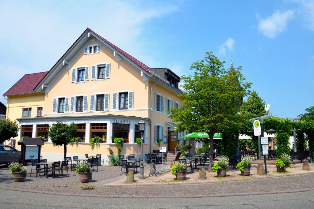 Auberge Gasthof zur Traube Weinstraße 77 77815 Bühl