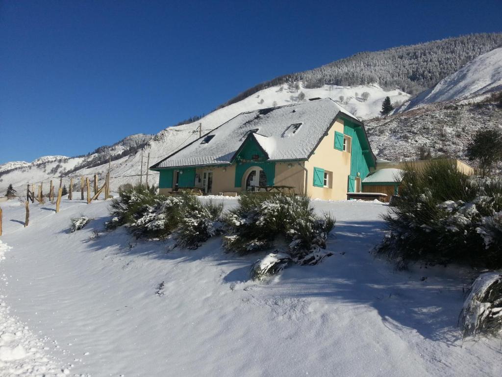 Auberge Gîte de montagne du Plateau de Lhers Hameau de Lhers Plateau de Lhers 64490 Accous