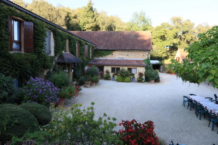 La Ferme Fleurie Le Colombier, 24250 La Roque-Gageac