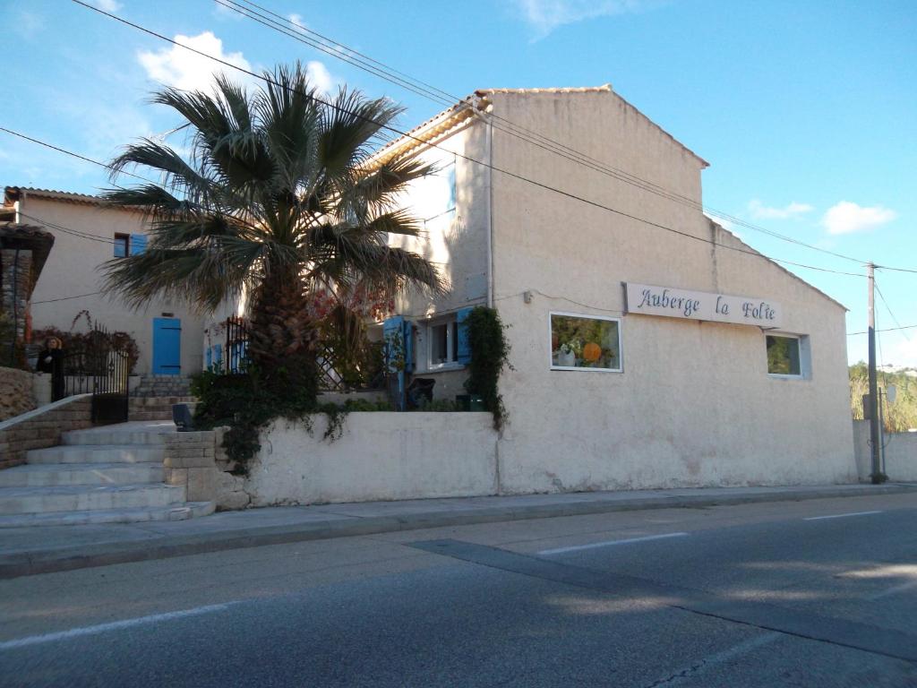 Hôtel Auberge La Folie 5, Route De Saint Julien Les Martiguess, 13960 Sausset-les-Pins