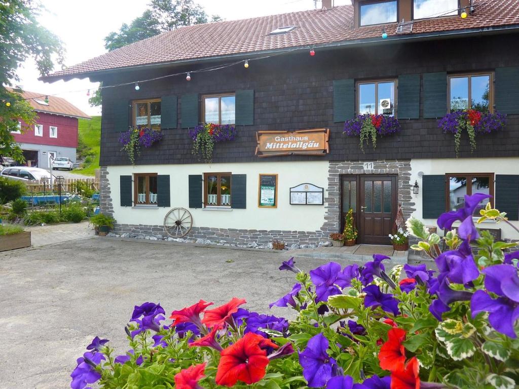 Auberge Landgasthaus Mittelallgäu Hauptmannsgreut 11 87488 Betzigau