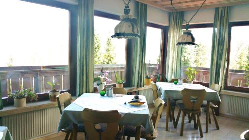 Landgasthof Heldenberg