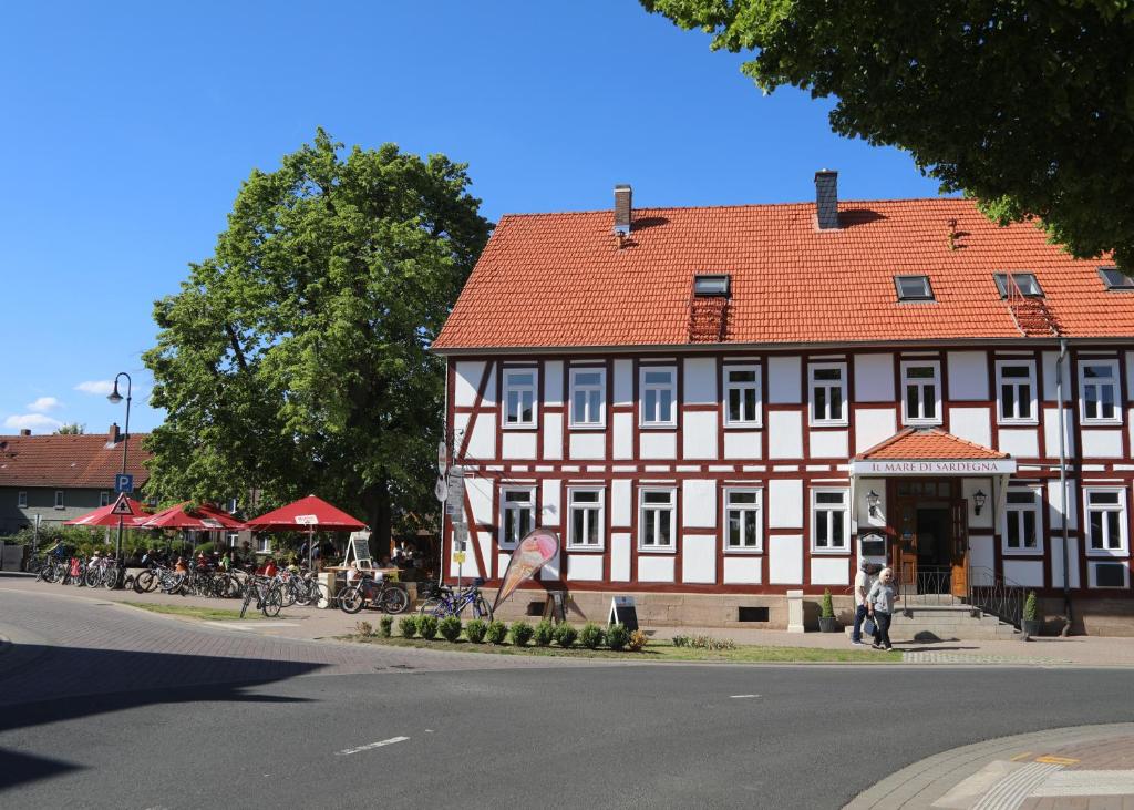 Auberge Landgasthof-Hotel Zur Linde 23 Fuldaer Straße 36137 Großenlüder