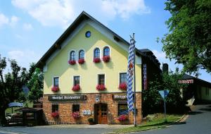 Auberge Landgasthof Reichsadler Hauptstrasse 53 95186 Höchstädt bei Thiersheim Bavière