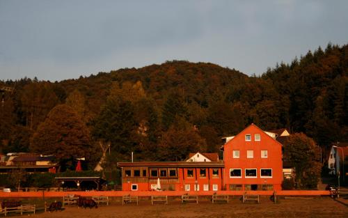 Longhorn Ranch Countryhotel - Garni