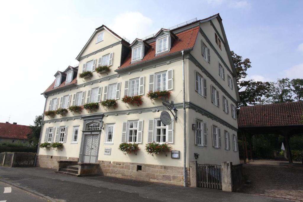 Poststation Zum Alten Forstamt Nürnberger Landstraße 13, 34326 Morschen