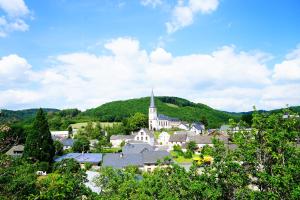 Auberge Restaurant - Pension Im Pfenn Im Pfenn 3 54689 Irrhausen Rhénanie-Palatinat