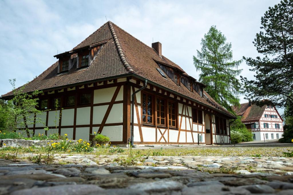 Schloss Hohenfels/ Gästehaus Morgenrot Schloss Hohenfels 1 Tagungszentrum Schloss Hohenfels, 78355 Hohenfels