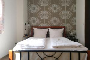 Auberge Weinhaus Kurtrierer Hof Tränkgasse 4 54340 Leiwen Rhénanie-Palatinat