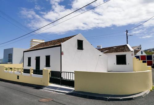 Maison de vacances Aurora House Rua dos Moinhos, 56, Mosteiros Mosteiros