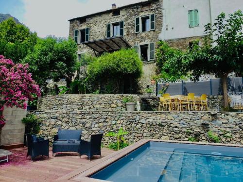 Authentique Maison de Village Corse Vue mer Santa-Maria-Poggio france