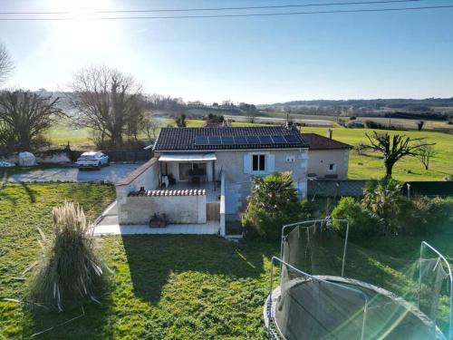 Authentique maison en pierre de 160 m2 au calme Reignac france