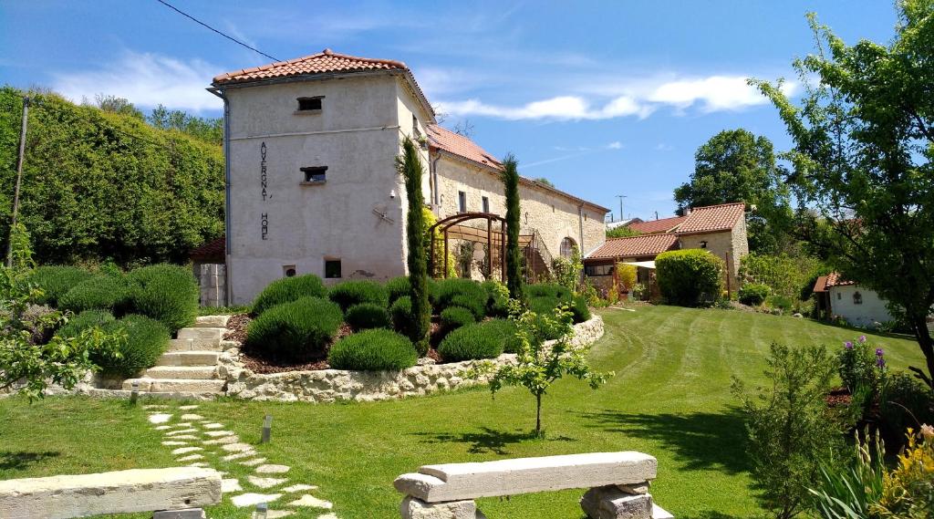 Maisons de vacances Auvergnat'Home 20 route de la Roche-Bens, 63260 Chaptuzat