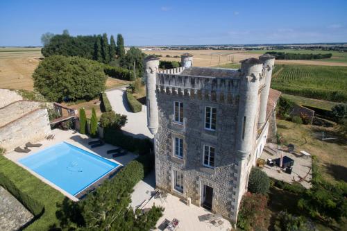 B&B / Chambre d'hôtes Aux 4 Cornes - Chambre d'hôtes Panteuil Longeves