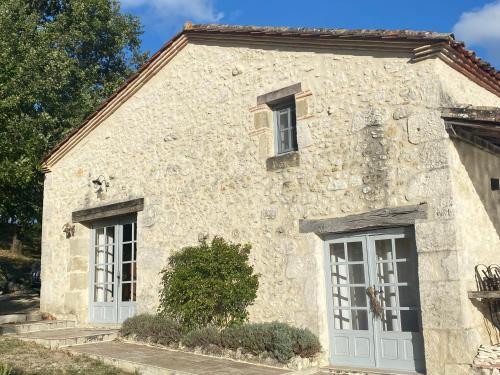 Maison de vacances Aux Juges-charming holiday house with private infinitypool! Agnac Agnac