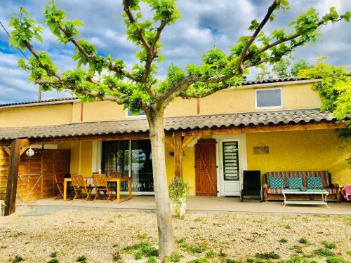 Maison de vacances Aux Lauriers d'Adhémar 1 Les Escombes La Garde-Adhémar