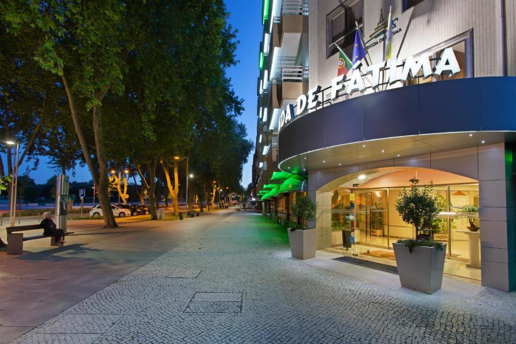 Hôtel Avenida de Fatima Avenida Dom Jose Alves Correia Da Silva 116, 2495-402 Fátima