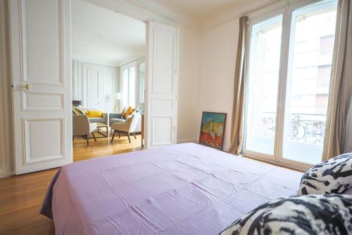 Appartement Avenue des Champs-Elysées 56 RUE FRANÇOIS Paris