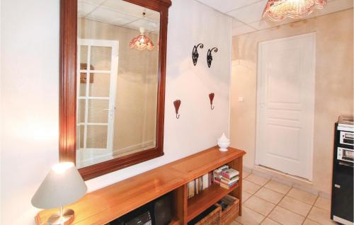 Awesome apartment in Caromb w/ 2 Bedrooms Caromb france