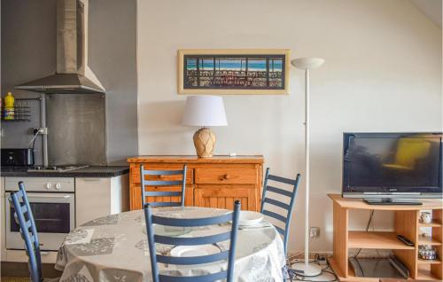 Appartement Awesome apartment in La Rochelle with WiFi and 1 Bedrooms  La Rochelle