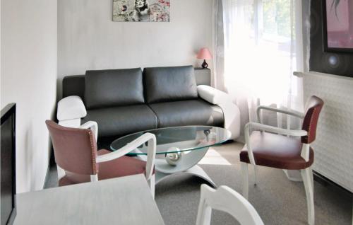 Awesome home in Athis Mons with 2 Bedrooms and WiFi Athis-Mons france