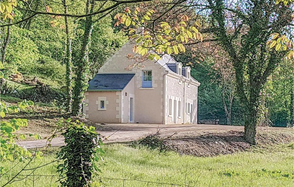 Maison de vacances Awesome home in Cravant les Cteaux with 2 Bedrooms and WiFi , 37500 Cravant-les-Coteaux