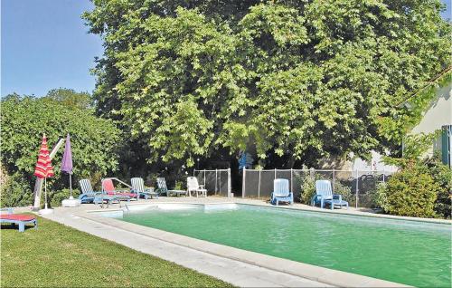 Awesome home in Cresse with 7 Bedrooms, WiFi and Outdoor swimming pool Cressé france