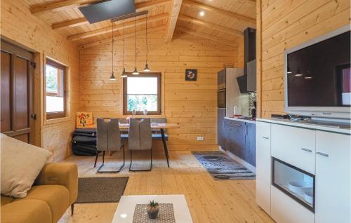 Maison de vacances Awesome home in Merzalben with Sauna, 2 Bedrooms and WiFi  Merzalben