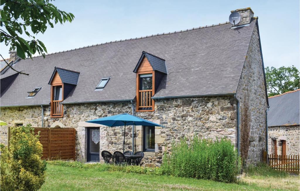 Maison de vacances Awesome home in Saint Alban with 2 Bedrooms and WiFi , 22400 Saint-Alban