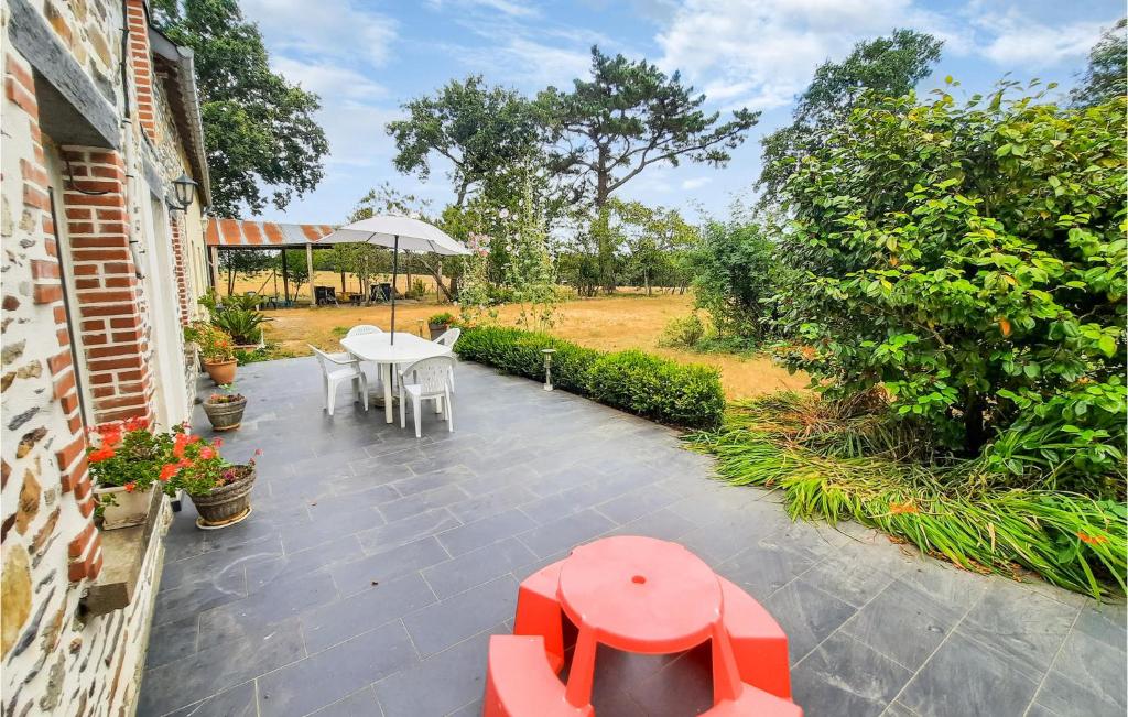 Maison de vacances Awesome home in Saint-Martin-Sur-Oust with 3 Bedrooms , 56200 Saint-Martin-sur-Oust