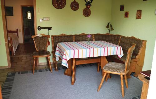 Maison de vacances Awesome home in Thierstein with 1 Bedrooms and WiFi  Thierstein